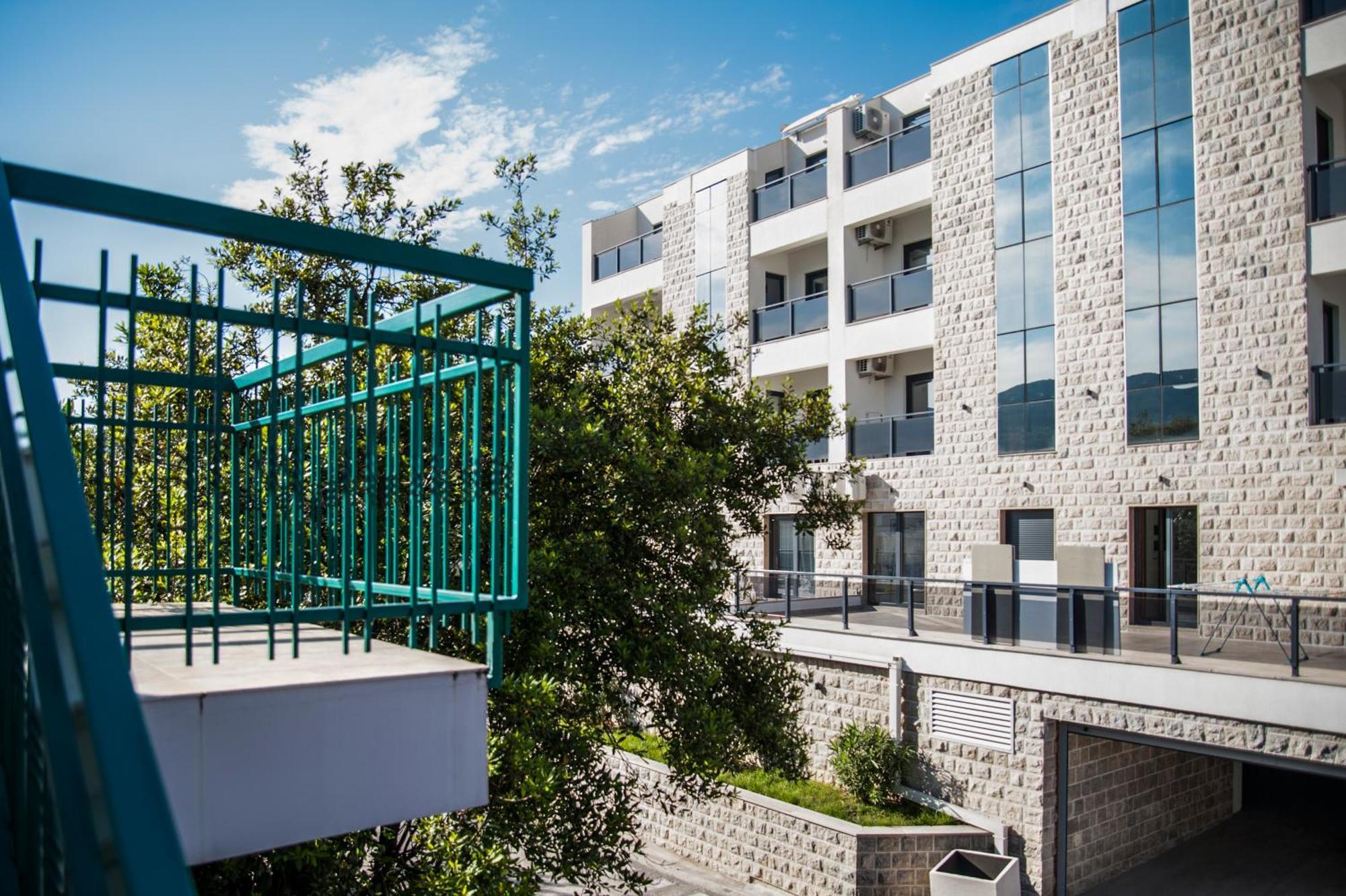Apartments Mako Herceg Novi Ngoại thất bức ảnh