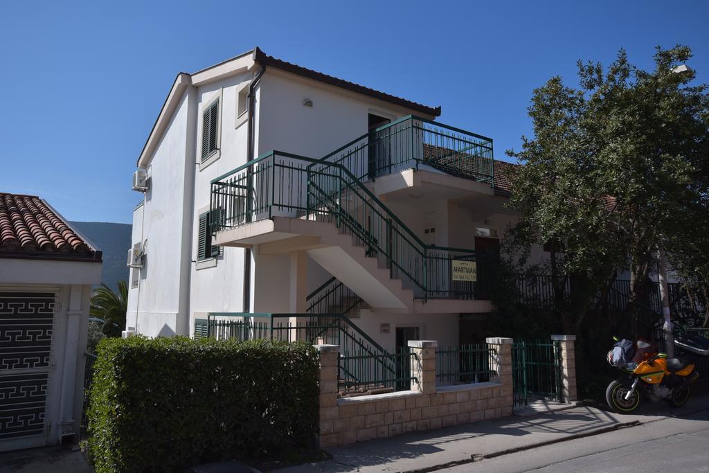 Apartments Mako Herceg Novi Ngoại thất bức ảnh