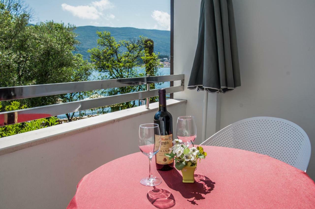 Apartments Mako Herceg Novi Ngoại thất bức ảnh