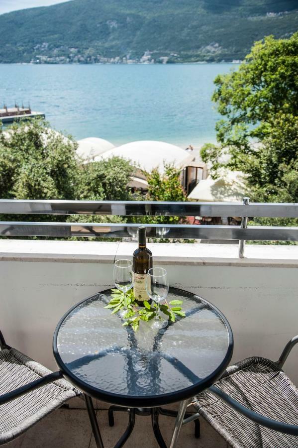 Apartments Mako Herceg Novi Ngoại thất bức ảnh